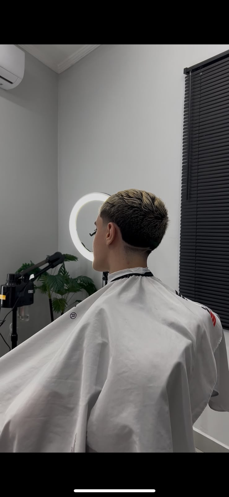 Corte moderno com acabamento perfeito